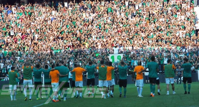 Sakaryaspor-Galatasaray maçı tribün fotoğrafları