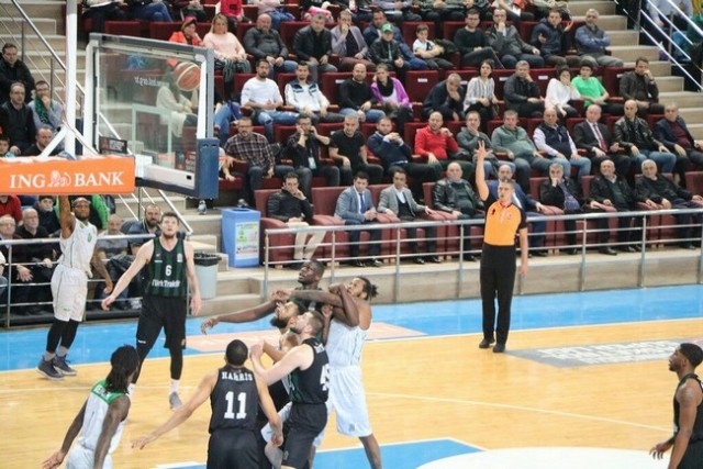 Sakarya Büyükşehir Basket- Yeşil Giresun: 77-66