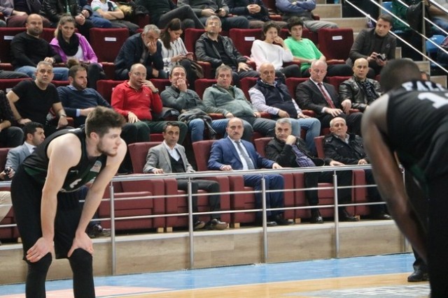 Sakarya Büyükşehir Basket- Yeşil Giresun: 77-66