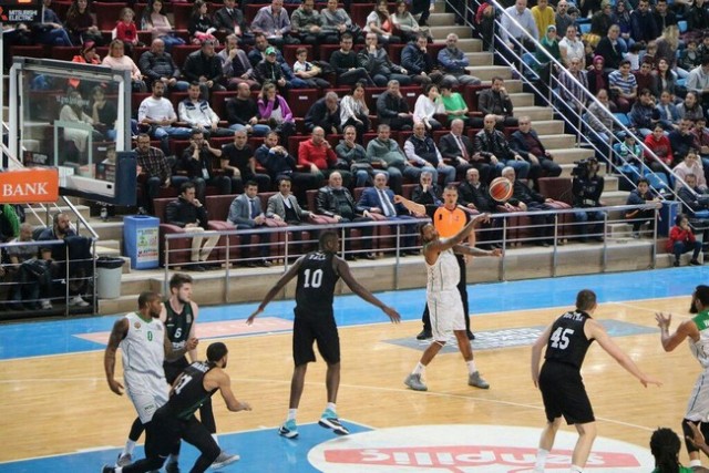 Sakarya Büyükşehir Basket- Yeşil Giresun: 77-66