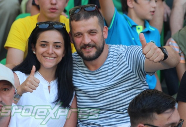 Sakaryaspor-Galatasaray maçı tribün fotoğrafları