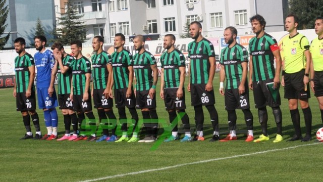 Sakaryaspor-Gümüşhanespor:1-1