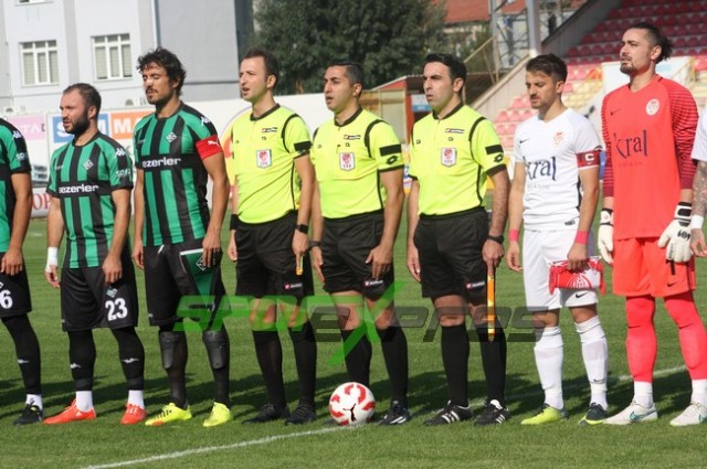 Sakaryaspor-Gümüşhanespor:1-1