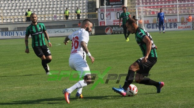 Sakaryaspor-Gümüşhanespor:1-1