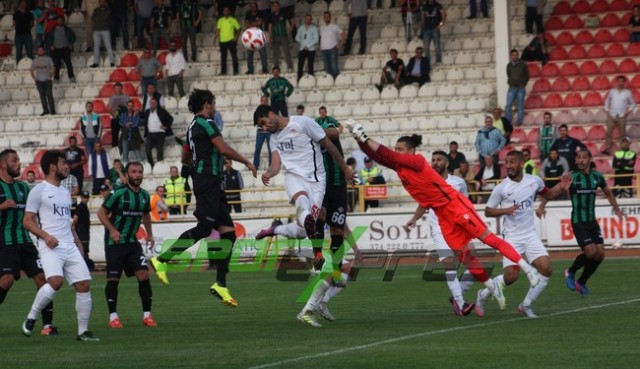 Sakaryaspor-Gümüşhanespor:1-1