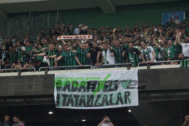 Sakaryaspor-Karagümrük maçı fotoğrafları