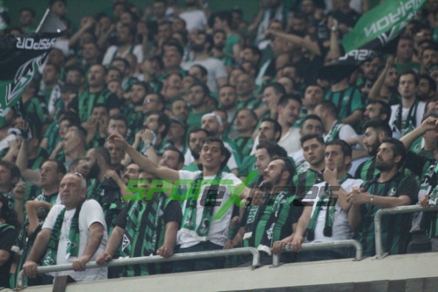 Sakaryaspor-Karagümrük maçı fotoğrafları