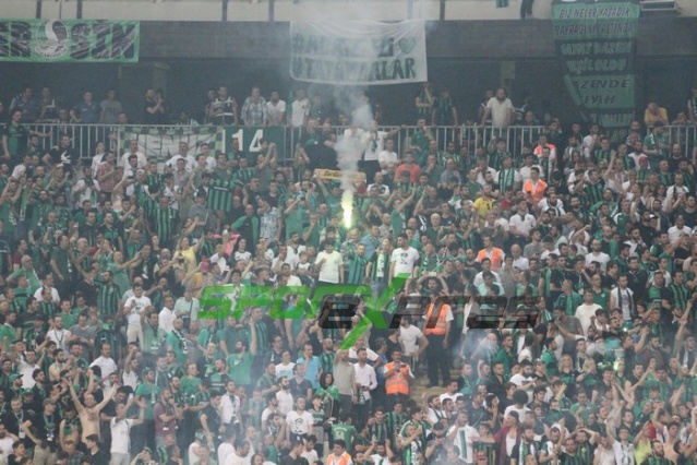 Sakaryaspor-Karagümrük maçı fotoğrafları