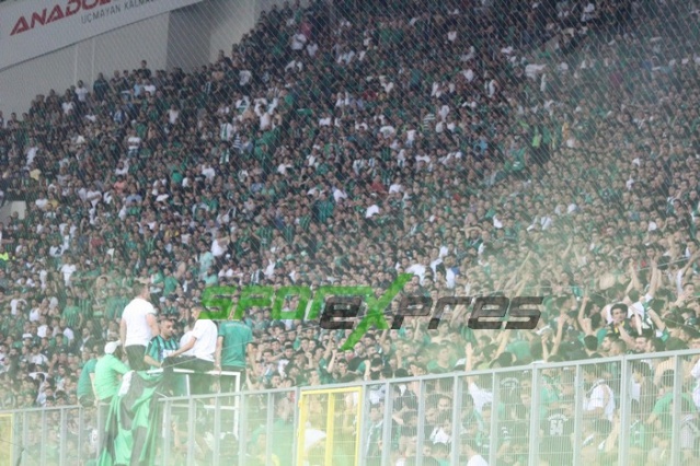 Sakaryaspor-Karagümrük maçı fotoğrafları
