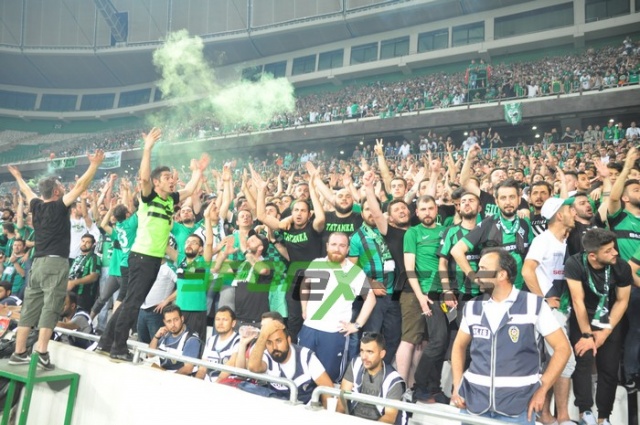 Sakaryaspor-Karagümrük maçı fotoğrafları