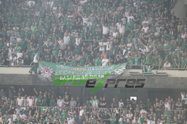 Sakaryaspor-Karagümrük maçı fotoğrafları