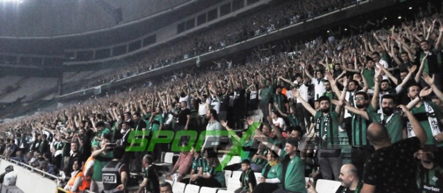 Sakaryaspor-Karagümrük maçı fotoğrafları