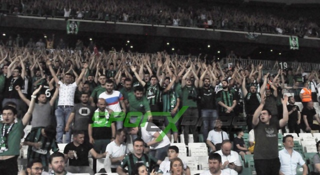 Sakaryaspor-Karagümrük maçı fotoğrafları
