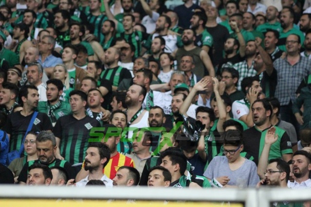 Sakaryaspor-Karagümrük maçı fotoğrafları