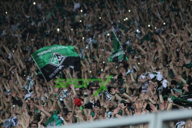 Sakaryaspor-Karagümrük maçı fotoğrafları