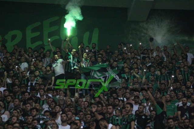 Sakaryaspor-Karagümrük maçı fotoğrafları