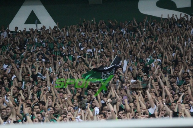 Sakaryaspor-Karagümrük maçı fotoğrafları