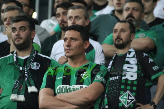 Sakaryaspor-Karagümrük maçı fotoğrafları