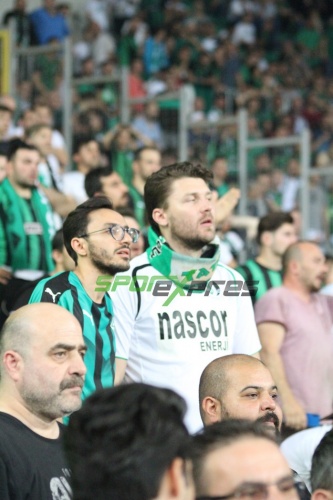 Sakaryaspor-Karagümrük maçı fotoğrafları