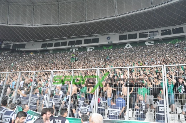 Sakaryaspor-Karagümrük maçı fotoğrafları