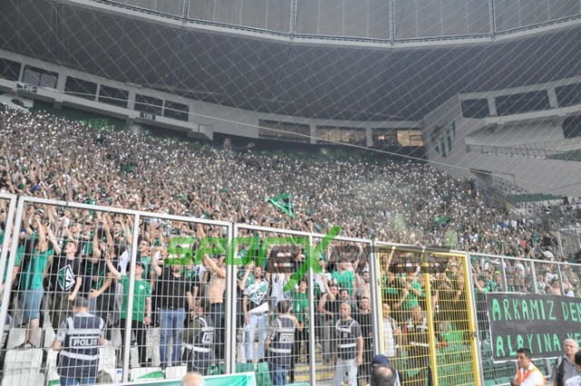 Sakaryaspor-Karagümrük maçı fotoğrafları