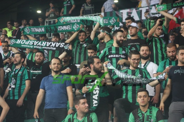 Sakaryaspor-Karagümrük maçı fotoğrafları