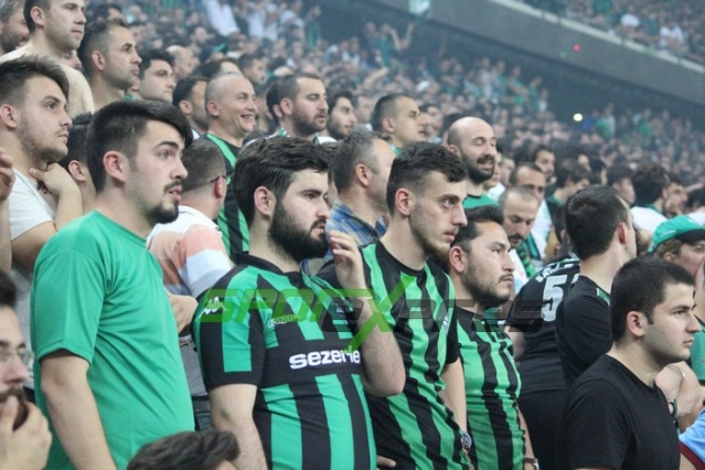 Sakaryaspor-Karagümrük maçı fotoğrafları