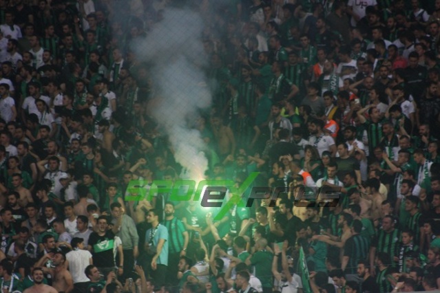 Sakaryaspor-Karagümrük maçı fotoğrafları