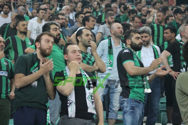 Sakaryaspor-Karagümrük maçı fotoğrafları