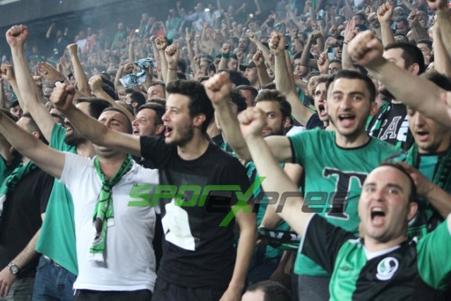 Sakaryaspor-Karagümrük maçı fotoğrafları
