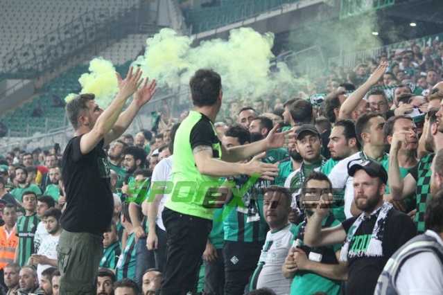 Sakaryaspor-Karagümrük maçı fotoğrafları
