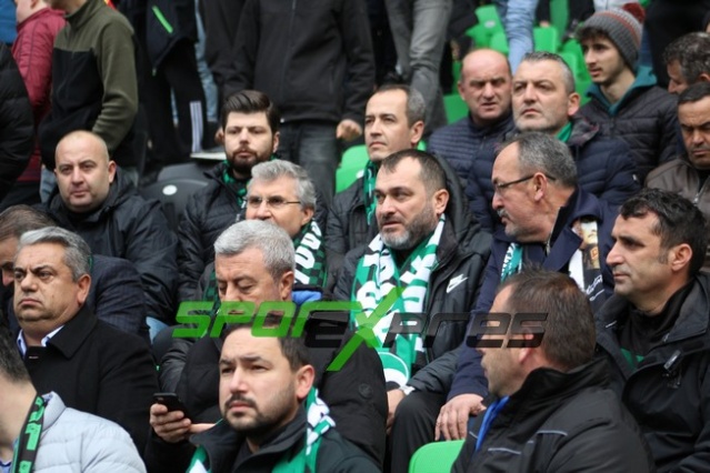 Sakaryaspor-Kahramanmaraşspor maçı fotoğrafları