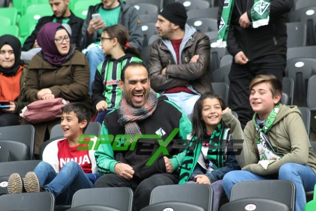 Sakaryaspor-Kahramanmaraşspor maçı fotoğrafları