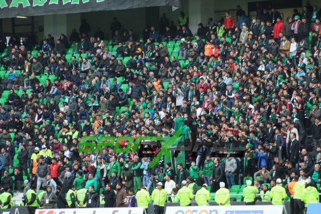 Sakaryaspor-Kahramanmaraşspor maçı fotoğrafları