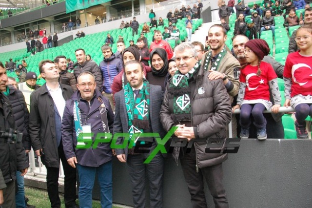 Sakaryaspor-Kahramanmaraşspor maçı fotoğrafları