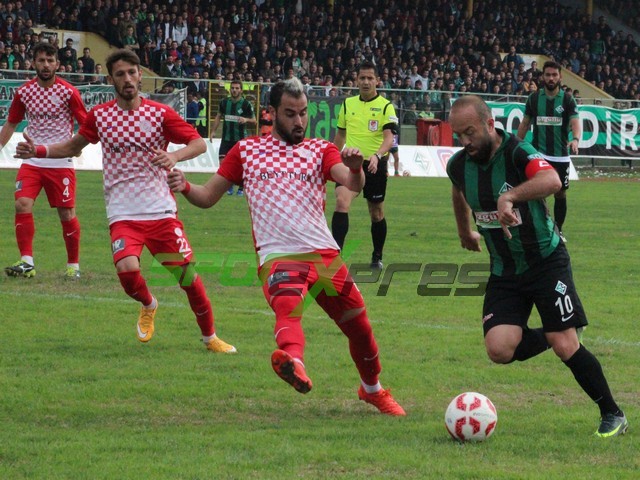 Sakaryaspor-Orhangazispor maçı