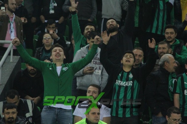 Sakaryaspor-Samsunspor maçı fotoğrafları