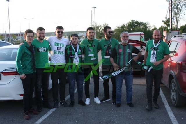 Samsunspor-Sakaryaspor maçı fotoğrafları