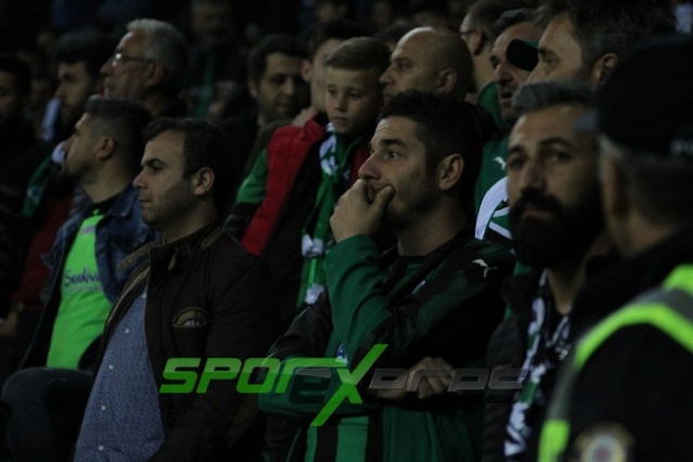 Sakaryaspor-Samsunspor maçı fotoğrafları