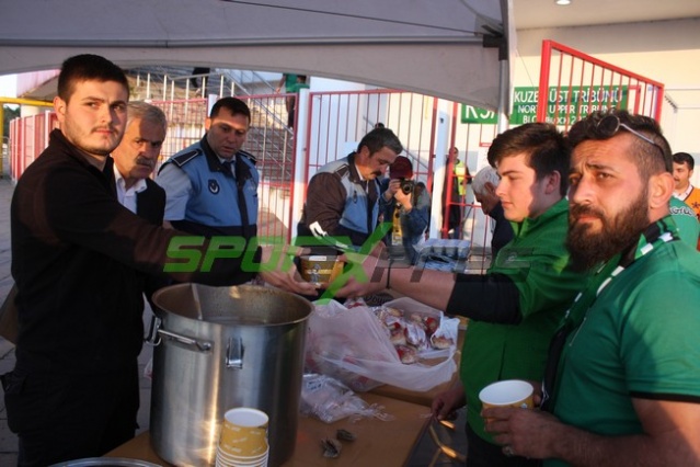 Samsunspor-Sakaryaspor maçı fotoğrafları