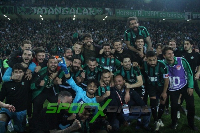 Sakaryaspor-Samsunspor maçı fotoğrafları