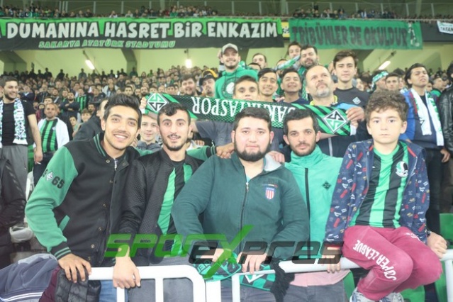 Sakaryaspor-Samsunspor maçı fotoğrafları