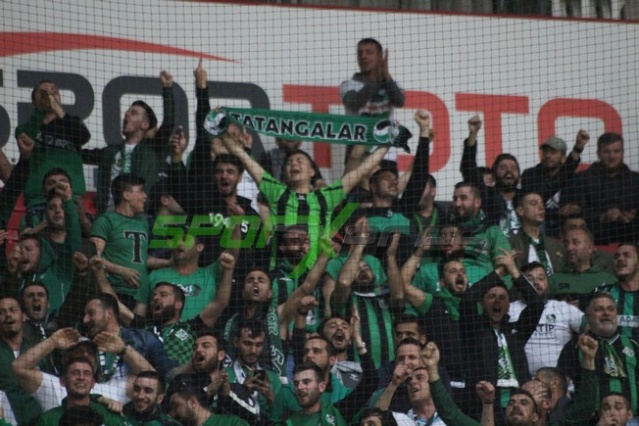 Samsunspor-Sakaryaspor maçı fotoğrafları