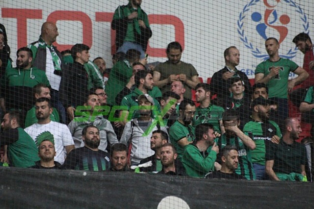 Samsunspor-Sakaryaspor maçı fotoğrafları