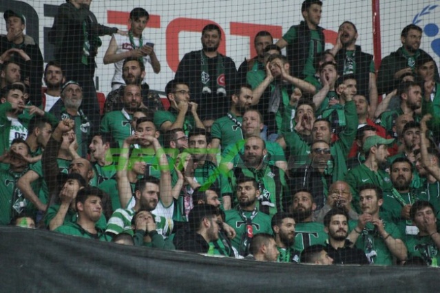 Samsunspor-Sakaryaspor maçı fotoğrafları