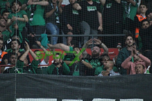 Samsunspor-Sakaryaspor maçı fotoğrafları