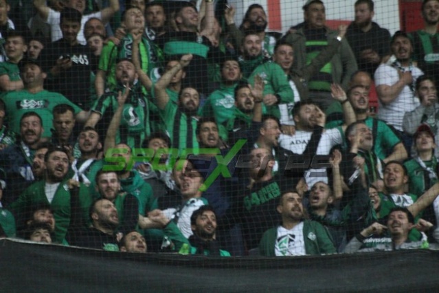 Samsunspor-Sakaryaspor maçı fotoğrafları