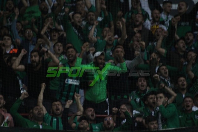 Samsunspor-Sakaryaspor maçı fotoğrafları
