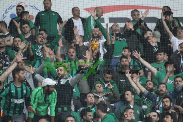Samsunspor-Sakaryaspor maçı fotoğrafları