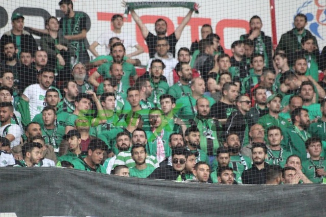 Samsunspor-Sakaryaspor maçı fotoğrafları
